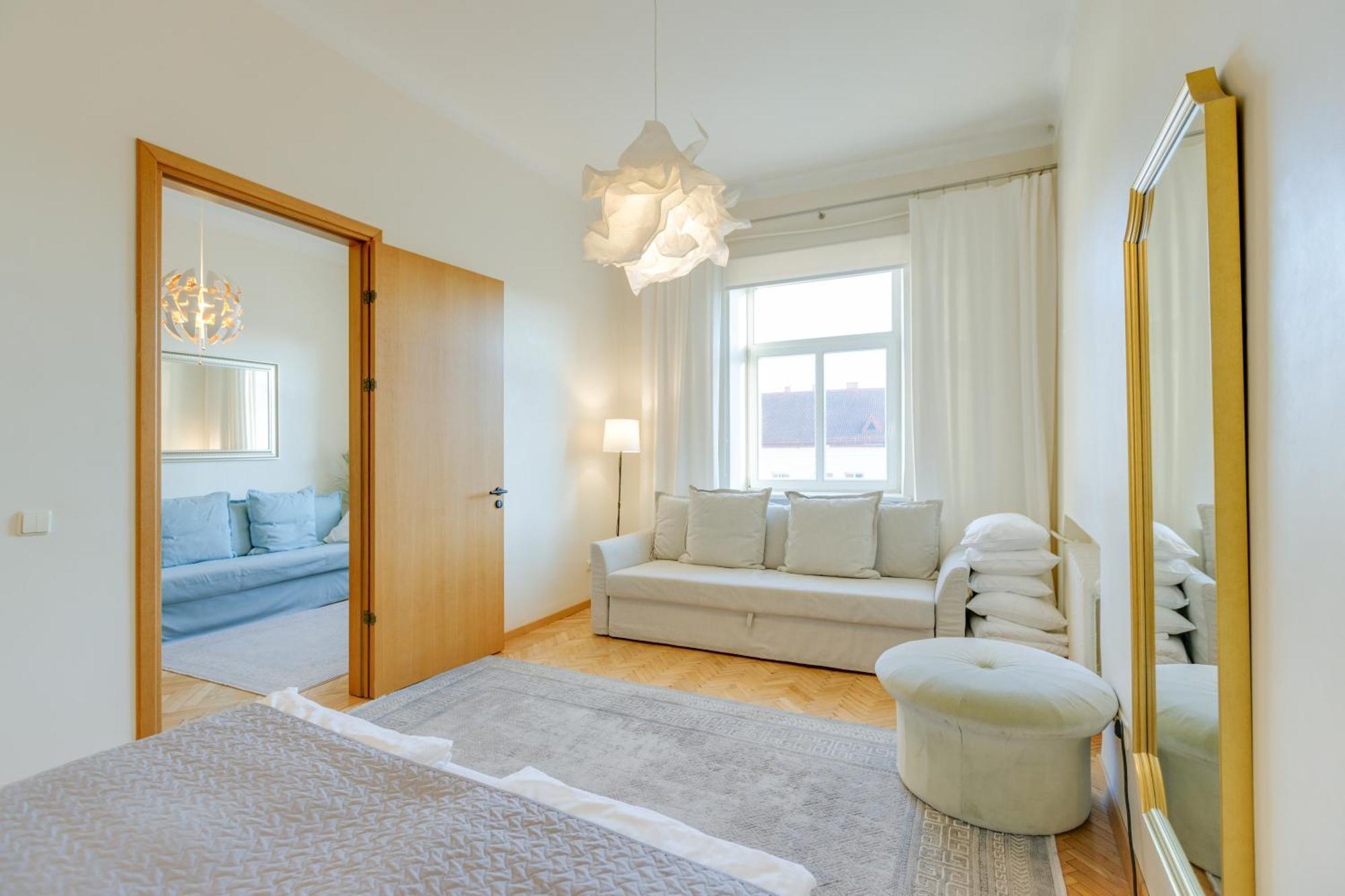 Tyzen39&38 Luxury Apartment Wilna Exterior foto